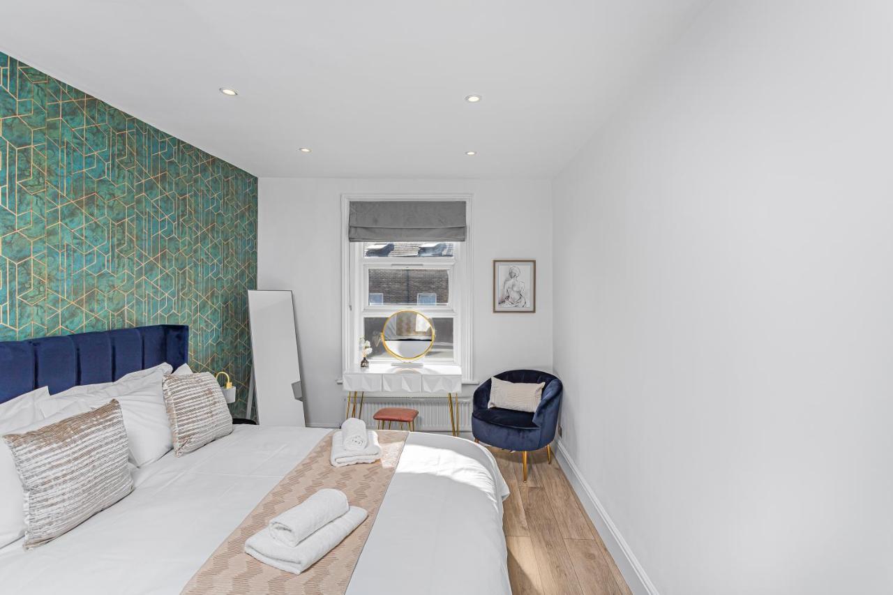 Modern 3 And 2 Bedroom Apartment In Maida Vale Londra Exterior foto