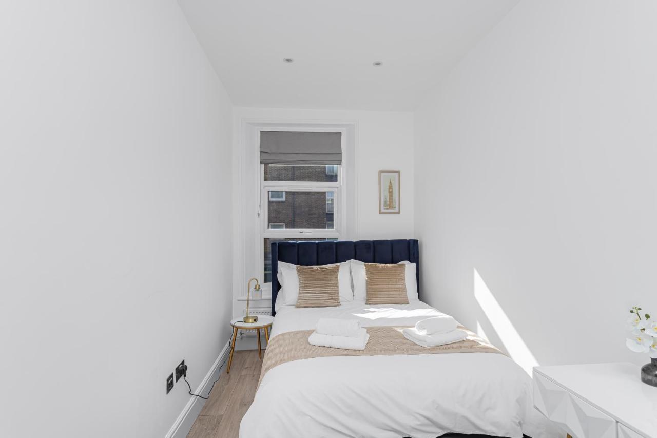 Modern 3 And 2 Bedroom Apartment In Maida Vale Londra Exterior foto