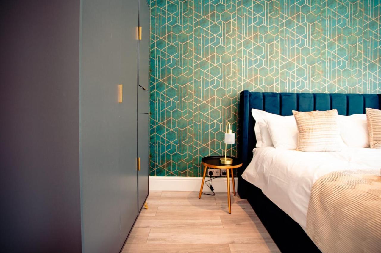 Modern 3 And 2 Bedroom Apartment In Maida Vale Londra Exterior foto